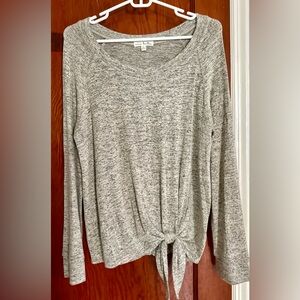 nine britton - size M - greige- sweater